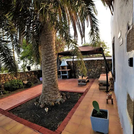 Lucia - La Lava Mácher